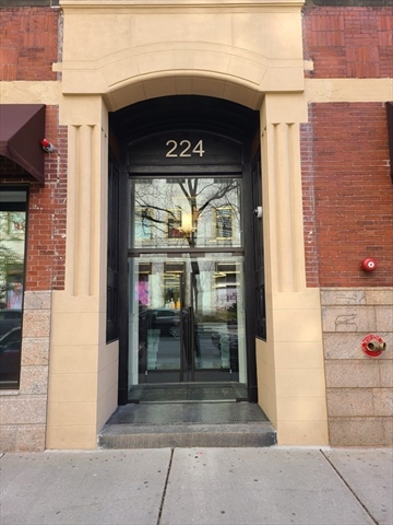 224 Clarendon St, Boston's Back Bay — entrance to John Davis Therapeutic Massage