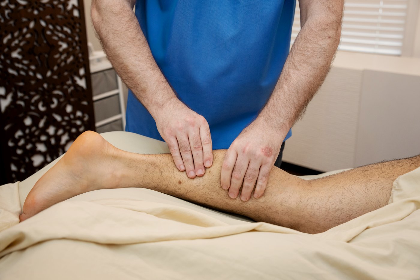 Calf and lower-leg massage for marathon recovery