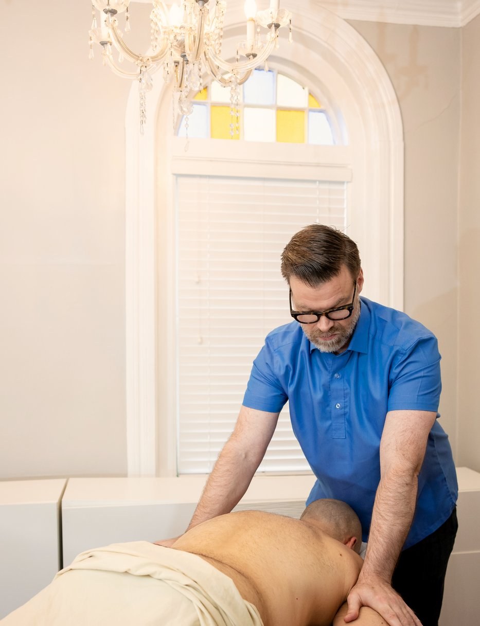 Terapia de tejidos blandos de la cadena posterior